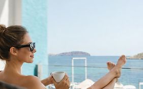 Outsite Ibiza - Work, Connect, Explore
